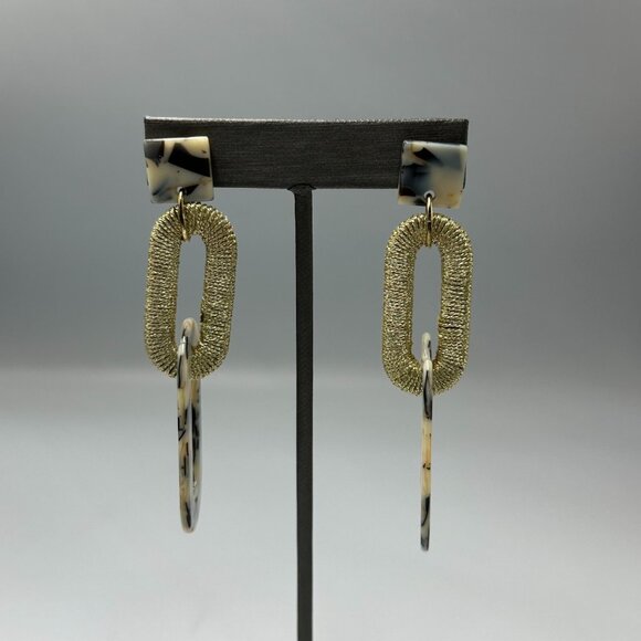 3/$30 Chain Link Dangle Earrings Gold Tone Marble Acrylic Geometric Drop 3 Inch - Picture 3 of 8